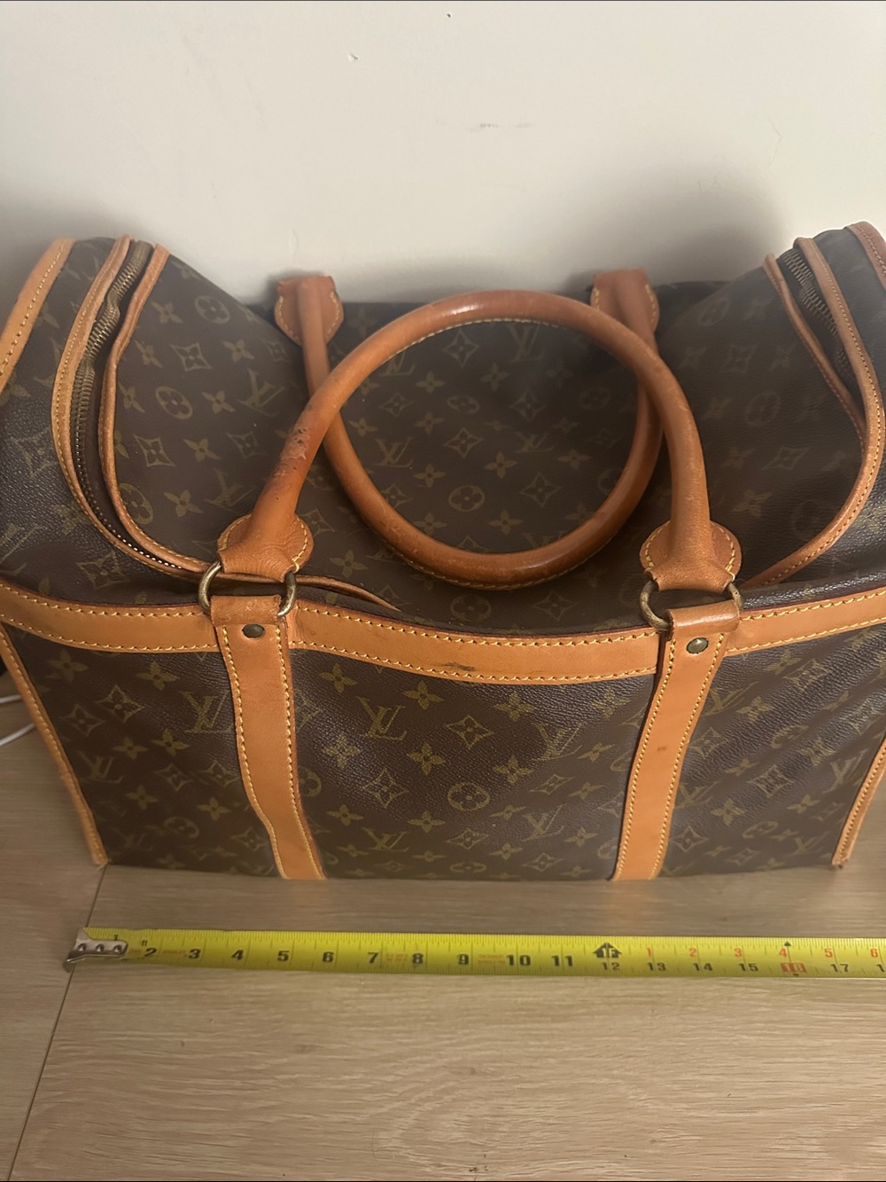 Vintage (1982) Louis Vuitton Brown and Tan Monogram Travel Bag - Picture 4 of 16